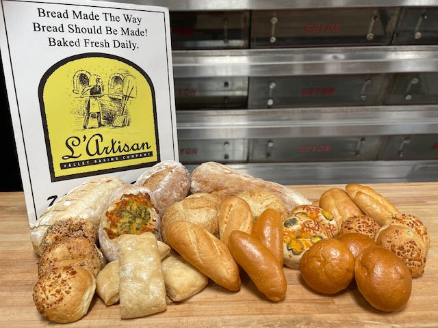 L' Artisan Handcrafted 9 Whole Grain Panor Loaf - Sliced