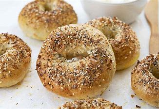 L' Artisan Handcrafted Bagels - EVERYTHING